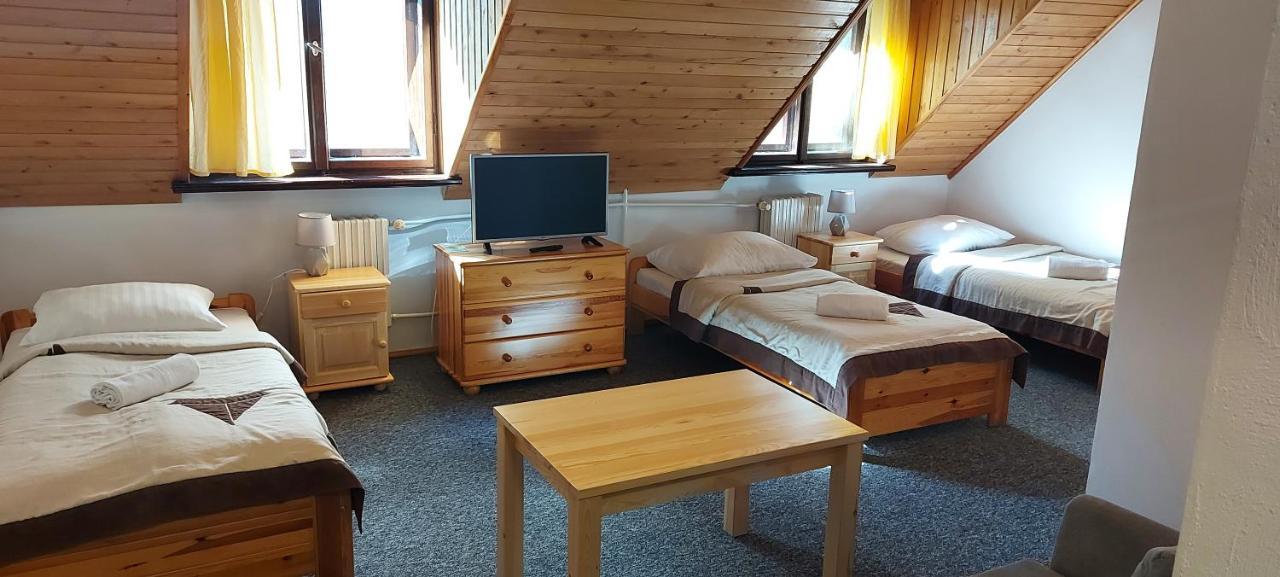 Pan Dom Pracy Tworczej W Wierzbie Prázdninový areál *